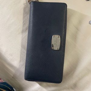 Micheal kors wallet